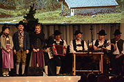 Advent in den Bergen am 04.12.2016 im Löwenbräukeller München - traditionelles Adventsingen mit Hirtenspiel und vorweihnachtlichem Singen und Musizieren 